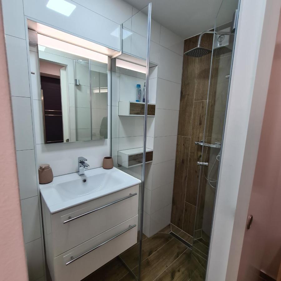 Apartment Dinlux Maribor Kültér fotó