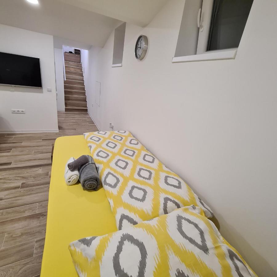 Apartment Dinlux Maribor Kültér fotó