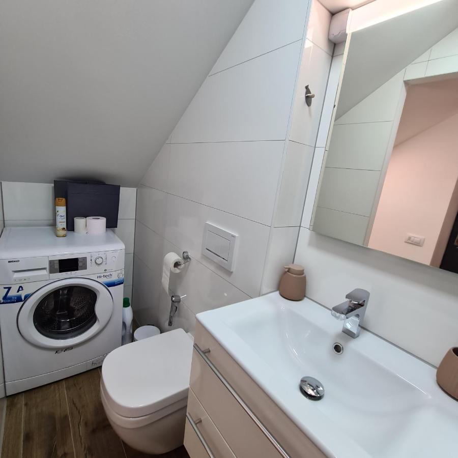 Apartment Dinlux Maribor Kültér fotó