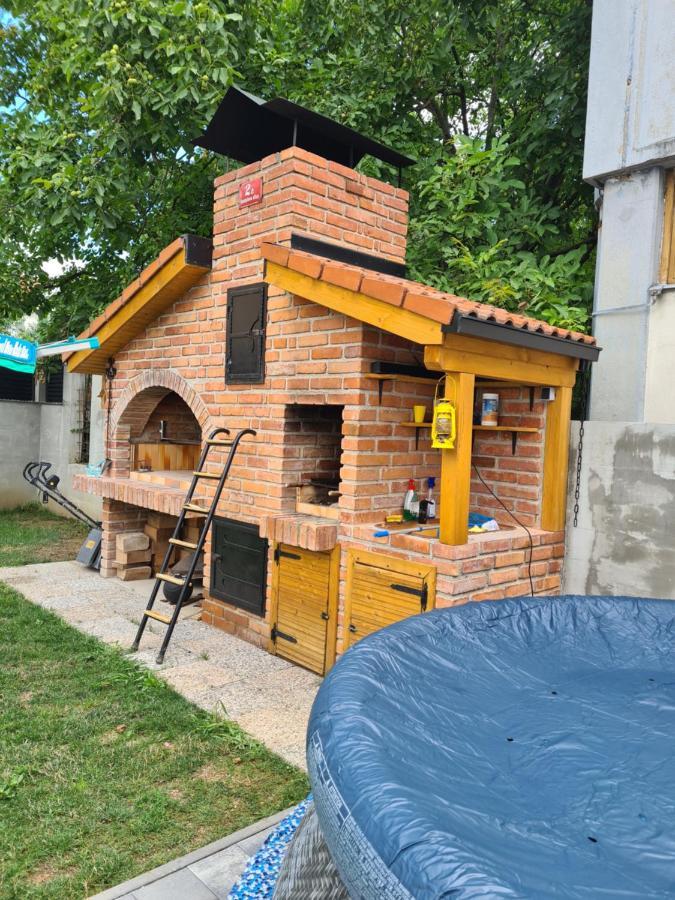 Apartment Dinlux Maribor Kültér fotó