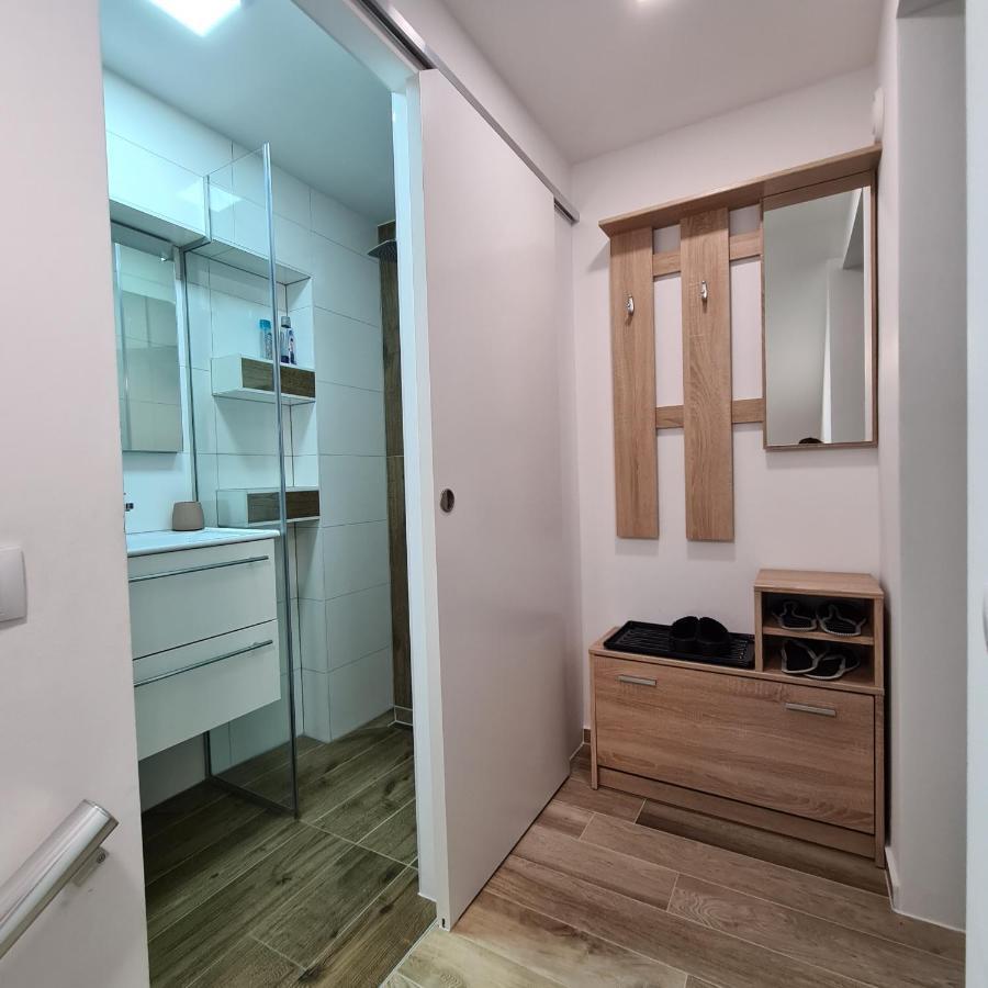 Apartment Dinlux Maribor Kültér fotó